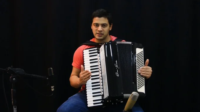 Exercicio de Fole e iniciação a partitura - Parte 1