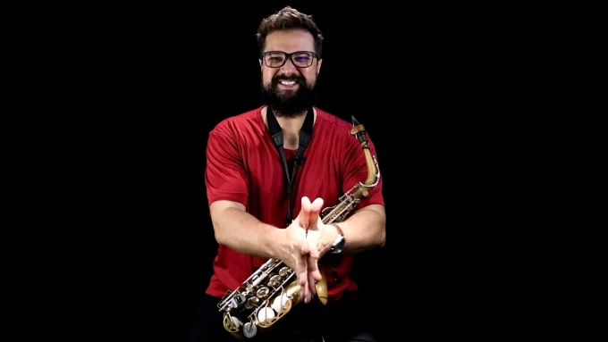 Tríades maiores em ciclo de tons inteiros
