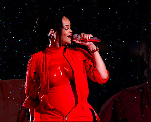 Rihanna e sua fantástica apresentação no Super Bowl.