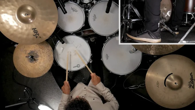 Entre pés e mãos