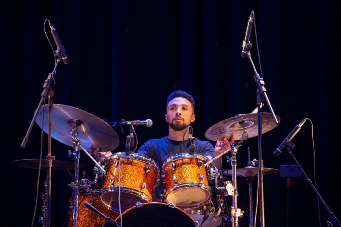 Cursos online de bateria iniciante na Musixe