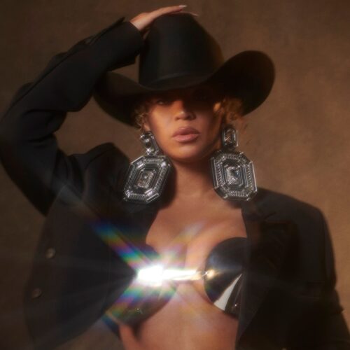 Beyoncé faz história ao se tornar a primeira mulher negra a alcançar o topo da Billboard