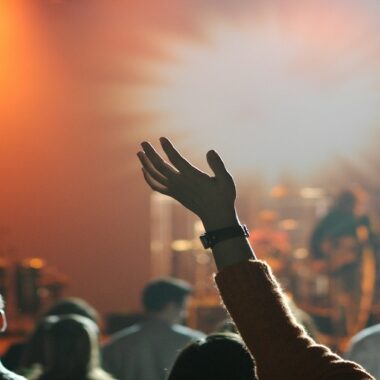 Descubra as influências da música Sacra