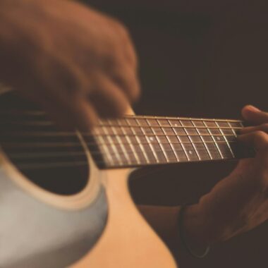 A trajetória do Sertanejo: das raízes ao universitário