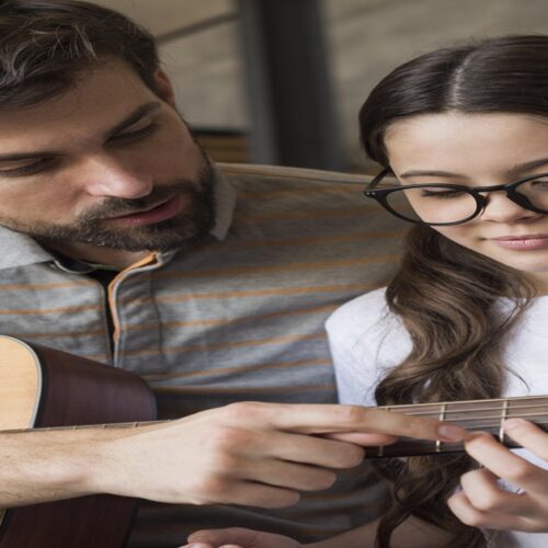 Desperte o interesse do seu filho em estudar música