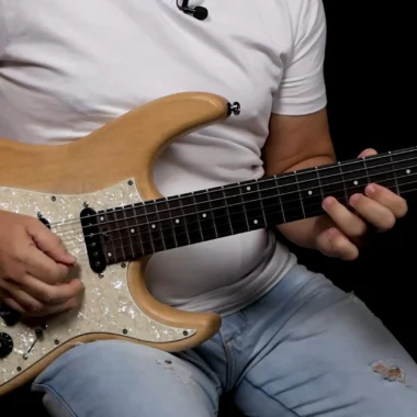 Aprenda a dominar inversões de acordes na guitarra